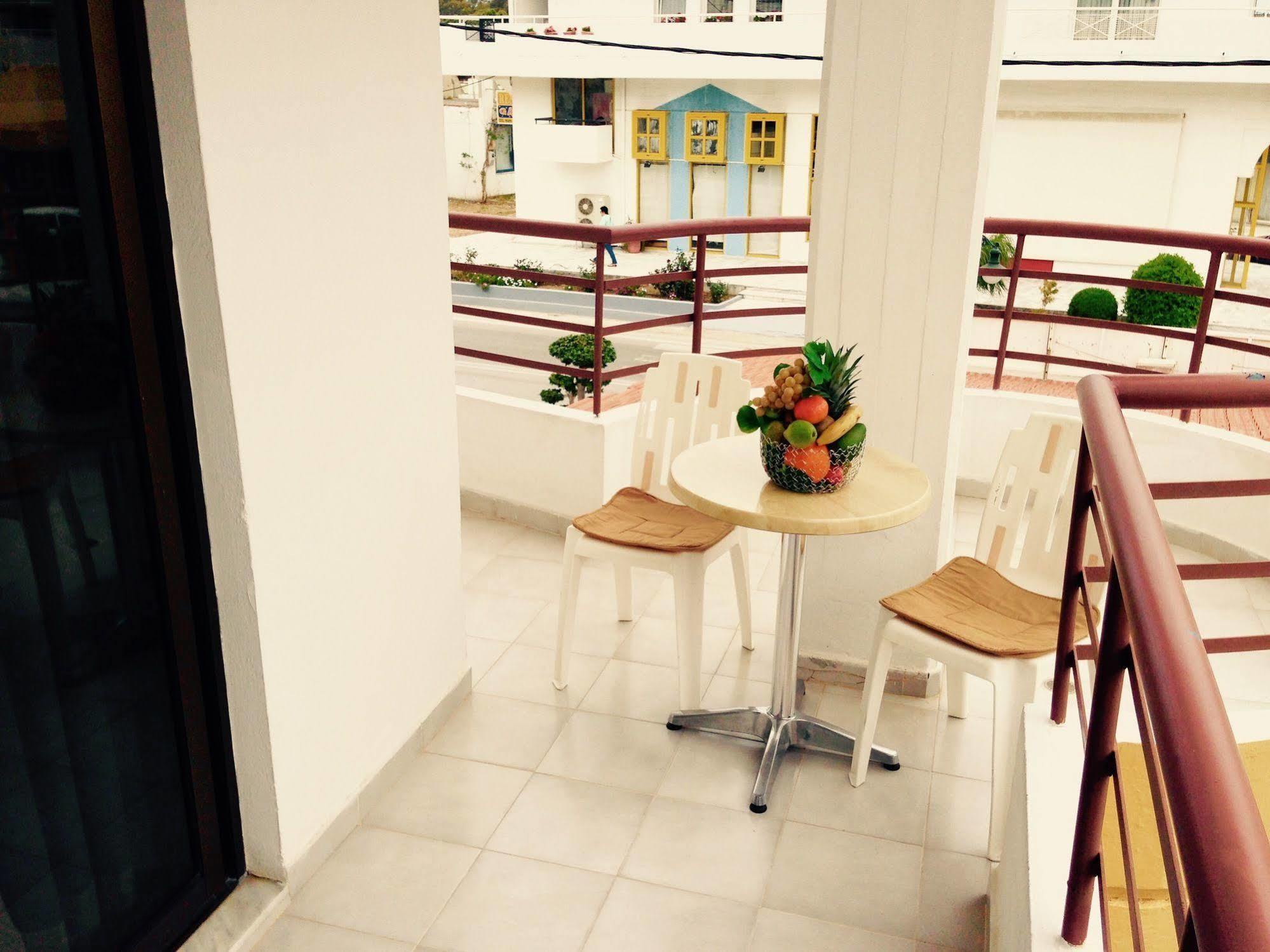 Hippocampus Boutique Hotel Іксія Екстер'єр фото
